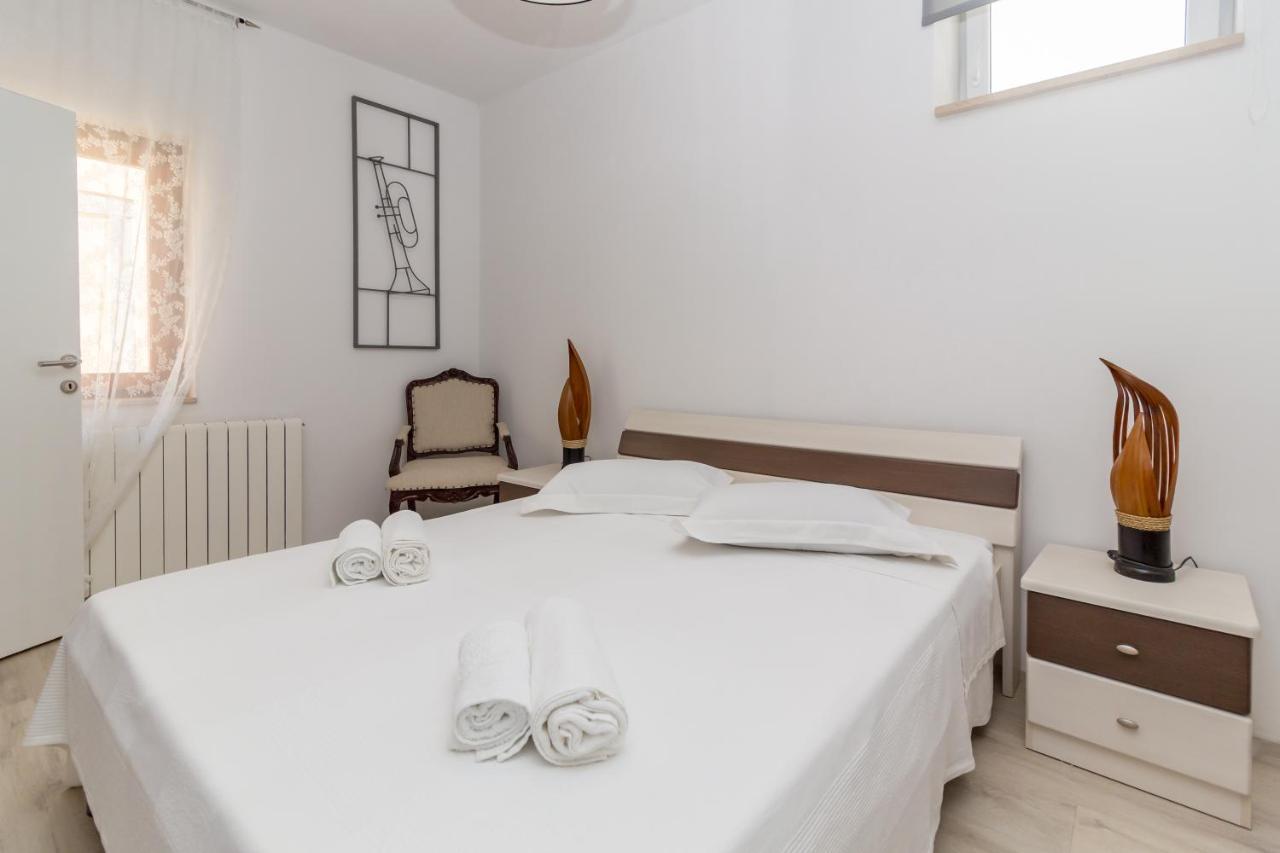 Apartment Box Poreč Dış mekan fotoğraf