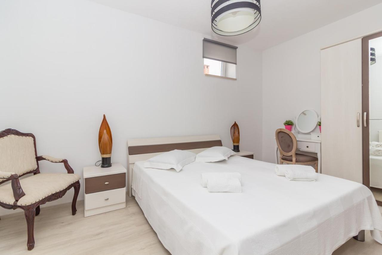Apartment Box Poreč Dış mekan fotoğraf
