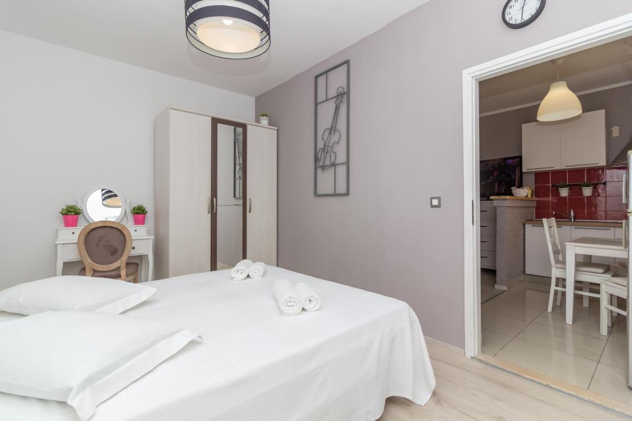 Apartment Box Poreč Dış mekan fotoğraf